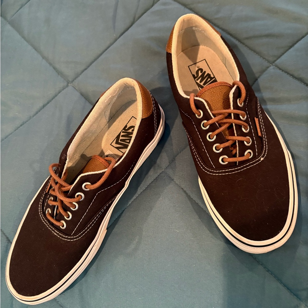 Vans Men's Dark Brown Canvas Sneakers